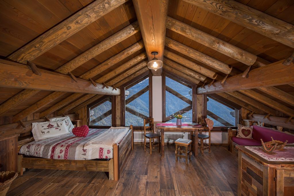 Hotel Le Petit Coeur Fontainemore Zewnętrze zdjęcie