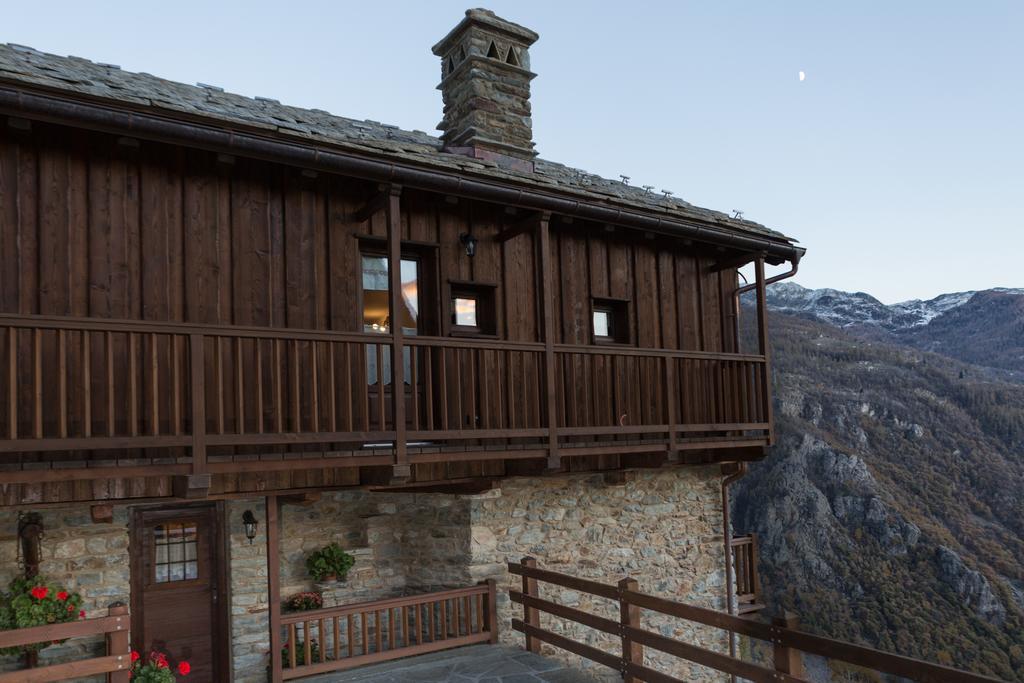 Hotel Le Petit Coeur Fontainemore Zewnętrze zdjęcie