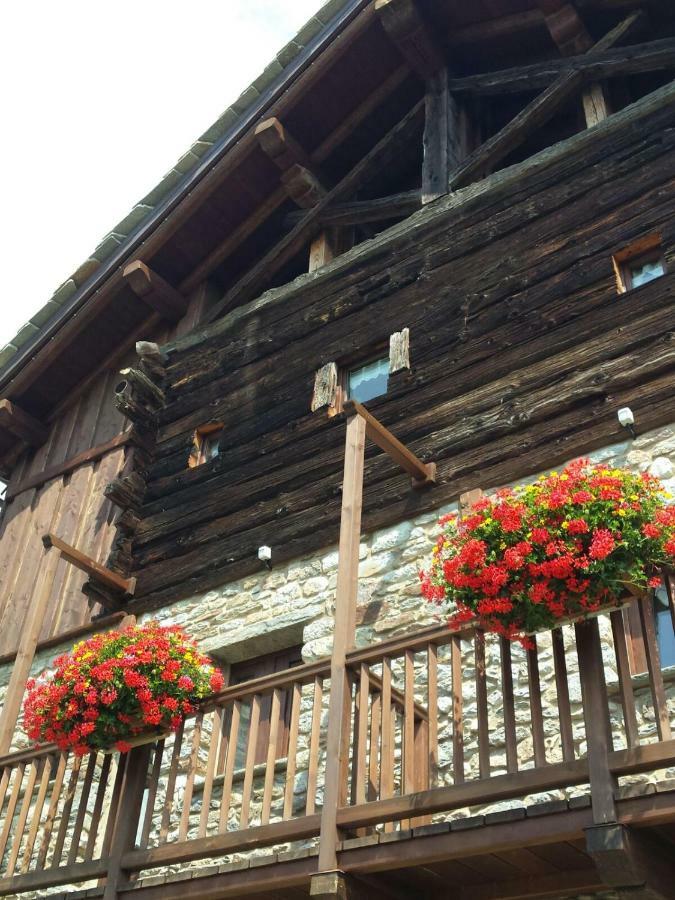 Hotel Le Petit Coeur Fontainemore Zewnętrze zdjęcie
