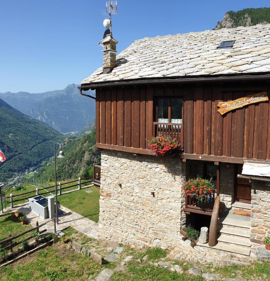 Hotel Le Petit Coeur Fontainemore Zewnętrze zdjęcie